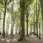 Het Kastanjehuis 펜션 *